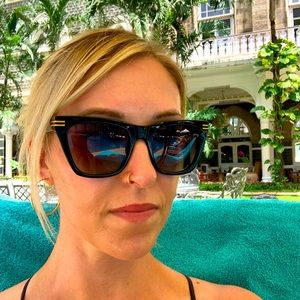 Meet your Posher, Melissa